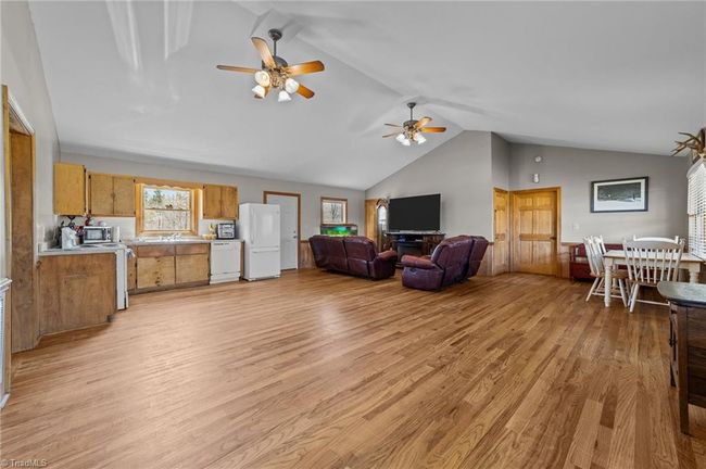 202 Roby Fulk Rd, House other with 3 bedrooms, 3 bathrooms and null parking in Pinnacle NC | Image 28