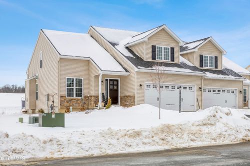 27 Paar Way, Mechanicville, NY, 12118-3663 | Card Image