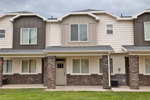 4-150 W Seasons Loop, Garden City, UT, 84028-7727 | Card Image