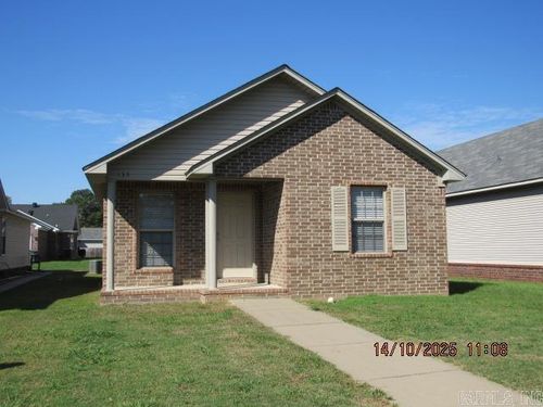 135 Southerland Rd, Conway, AR, 72032-8904 | Card Image