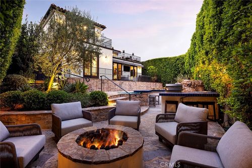 420 De Sola Ter, Corona Del Mar, CA, 92625-2650 | Card Image