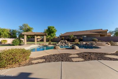 9827 W Keyser Drive, House other with 5 bedrooms, 4 bathrooms and null parking in Peoria AZ | Image 2