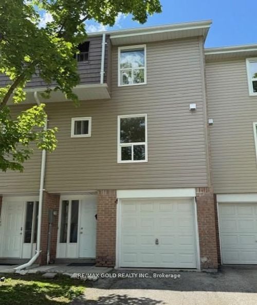 40 Ellis Dr, Brampton, ON, L6T4C4 | Card Image