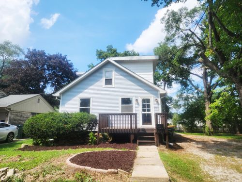 809 1/2 Oak St, Valparaiso, IN, 46383-5043 | Card Image
