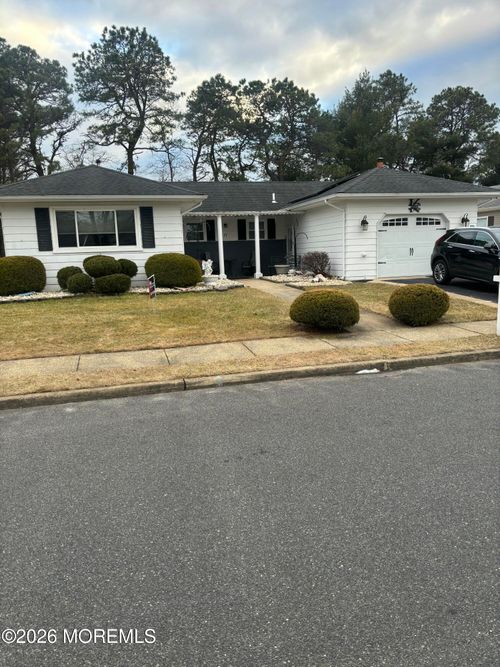 11 Exitir St, Berkeley, NJ, 08757-5922 | Card Image