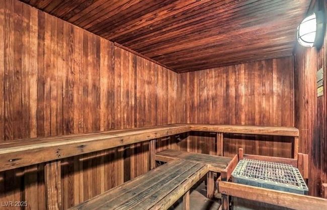 137 - 210 E Flamingo Rd, Condo with 2 bedrooms, 2 bathrooms and null parking in Las Vegas NV | Image 14