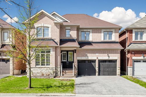 4 Merton St, Richmond Hill, ON, L4E2Z2 | Card Image