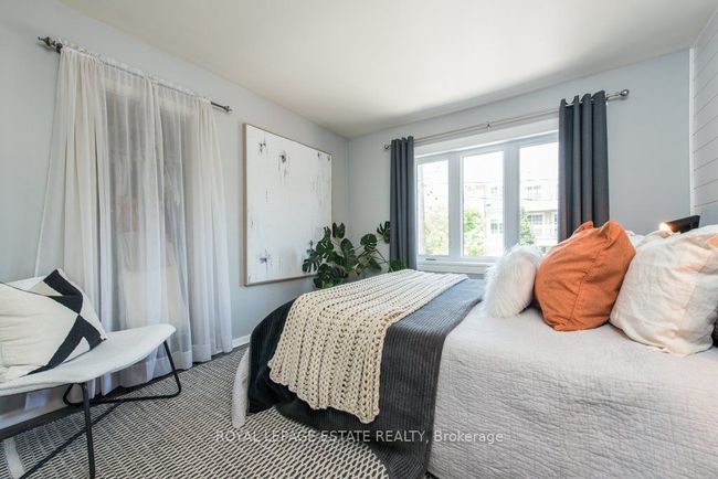 2311 Gerrard St E, House attached with 3 bedrooms, 2 bathrooms and null parking in Toronto ON | Image 14