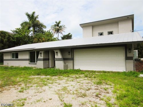 3784 Coquina Dr, SANIBEL, FL, 33957-5216 | Card Image