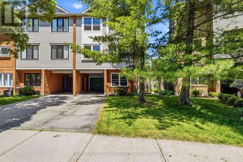 2355 Strawfield Court, Oakville (RO River Oaks), ON, L6H6C1 | Card Image