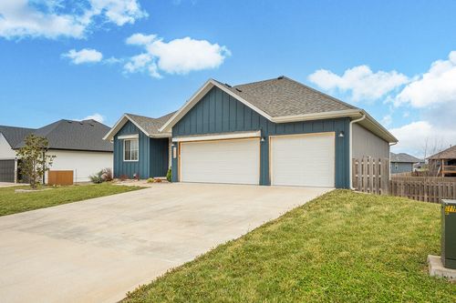 1112 S Cumberland Ave, Republic, MO, 65738-7851 | Card Image