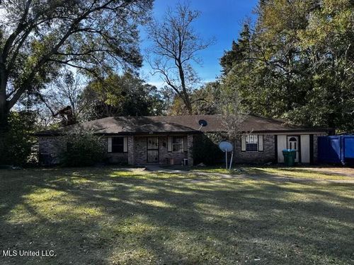 4230 Martin Luther King Blvd, Moss Point, MS, 39563-3964 | Card Image