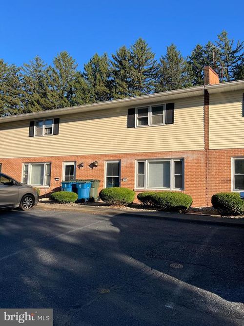 729 Low St, Grantham, PA, 17027-7007 | Card Image