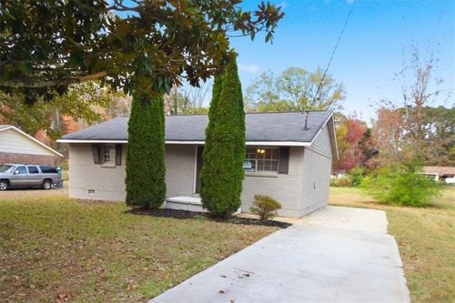 8117 Attleboro Dr, Jonesboro, GA, 30238-2904 | Card Image