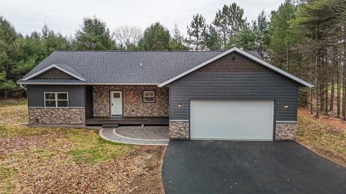 7473 Trailwood Dr, Minocqua, WI, 54548-9258 | Card Image