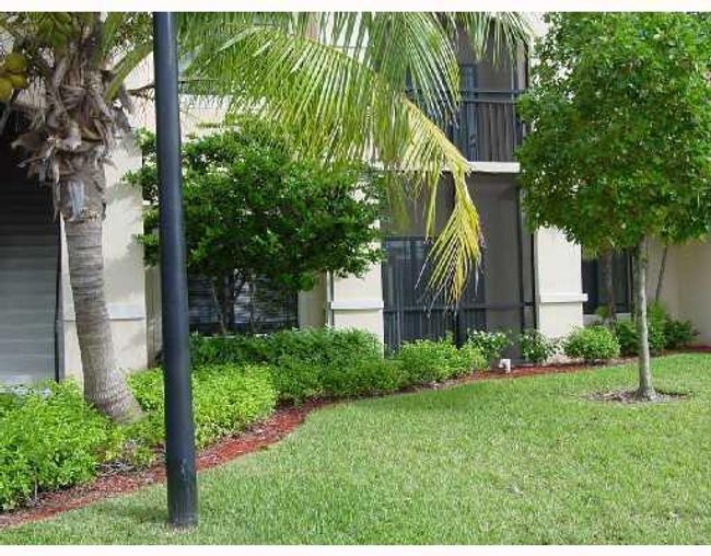 APT-105 - 2728 Anzio Ct, Condo with 2 bedrooms, 1 bathrooms and null parking in Palm Beach Gardens FL | Image 9