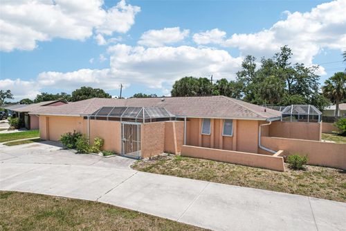 1301 Lucaya Ave, VENICE, FL, 34285-6409 | Card Image