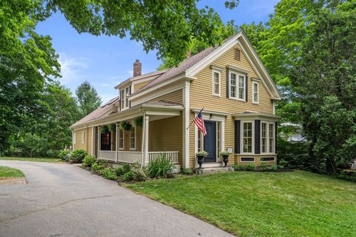 31 Broadway, Hanover, MA, 02339-2307 | Card Image