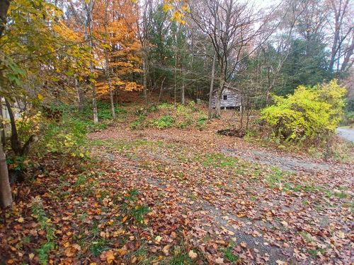 5 E Wilder Rd, West Lebanon, NH, 03784-3106 | Card Image