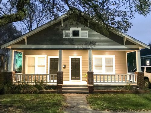 210 Tabor St, Houston, TX, 77009-6144 | Card Image