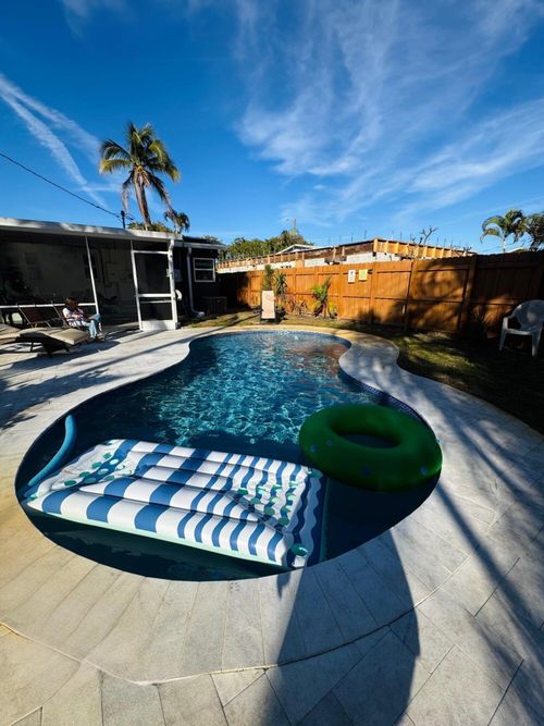 200-200 Ne 56th St, Oakland Park, FL, 33334-1714 | Card Image