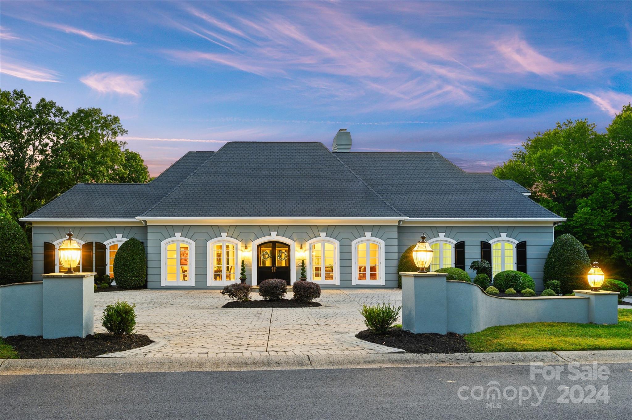 Challisford Ln, Charlotte, NC 28226