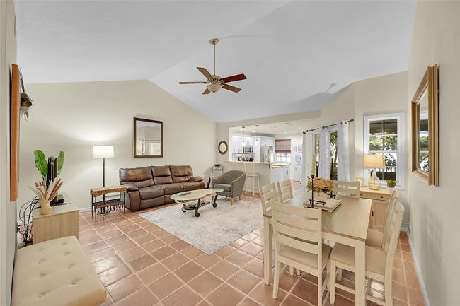 High Ceilings | Image 4