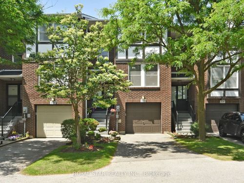 316 Simonston Blvd, Thornhill, ON, L3T4T5 | Card Image
