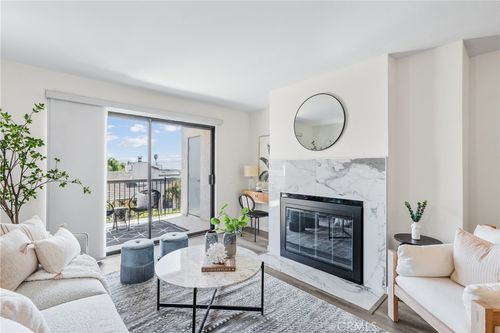 unit-3-3903 California St, San Diego, CA, 92110-2157 | Card Image