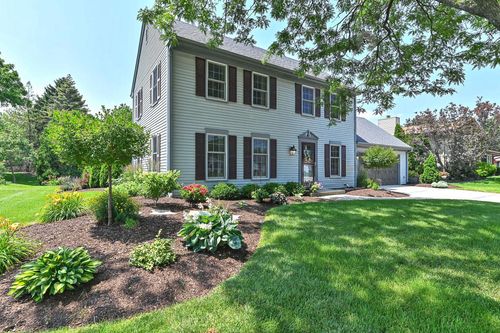 7819 S 83rd Street, Franklin, WI, 53132 | Card Image