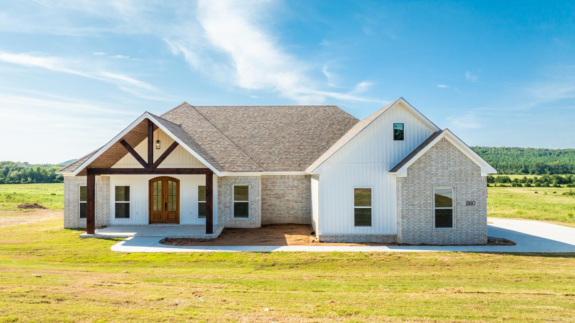Castleberry Rd, Greenbrier, AR 72058