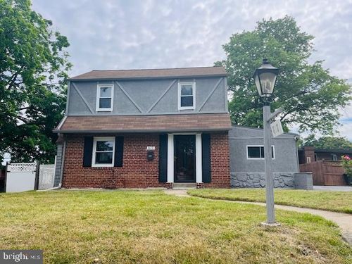 817 E Penn Pines Blvd, Aldan, PA, 19018-4310 | Card Image