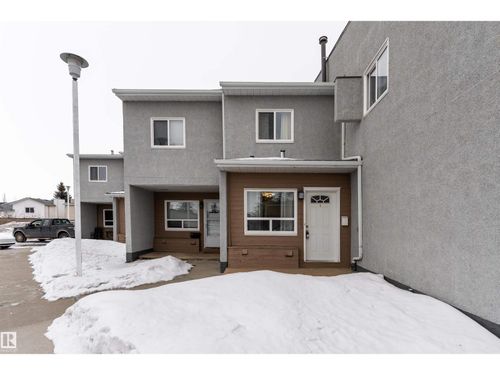 17737 95 St Nw, Edmonton, AB, T5Z2E2 | Card Image