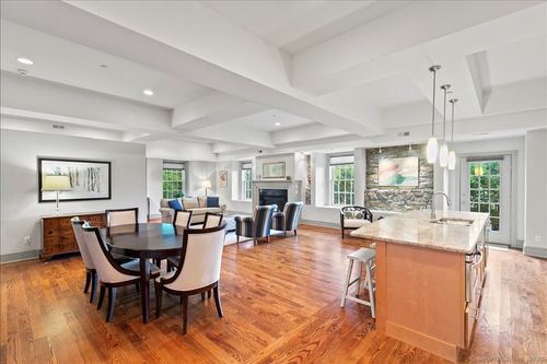 unit-2c-120 N Fair St, Guilford, CT, 06437-2495 | Card Image