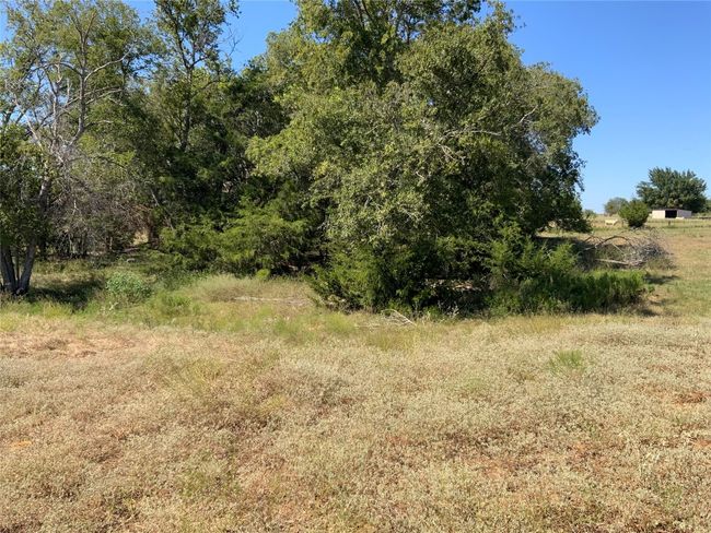 8989 Fm 141, House other with 3 bedrooms, 1 bathrooms and 4 parking in Dime Box TX | Image 10