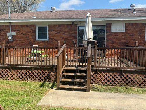 2205 Estaline Dr, Florence, AL, 35630-1715 | Card Image