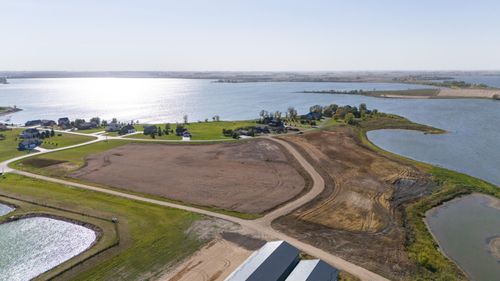4-erickson-drive-5 Harvest Moon Bay, Arlington, SD, 57212 | Card Image