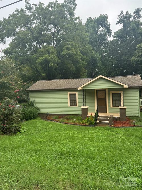 302 Margarette Ave, Belmont, NC, 28012-2539 | Card Image