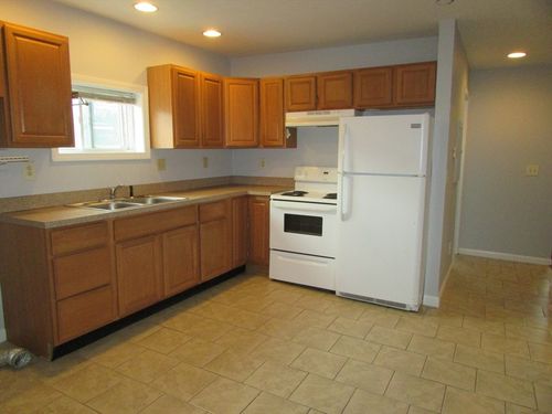 1-20 Meadow St, Taunton, MA, 02780-1672 | Card Image