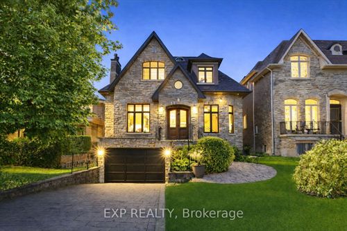 58 Spruce Ave, Richmond Hill, ON, L4C6W1 | Card Image