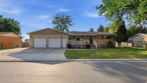 435 Fuhriman Dr, Providence, UT, 84332-9725 | Card Image