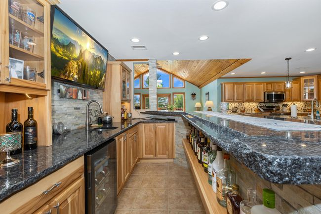 1207 - 2015-7 Czech Court, Condo with 3 bedrooms, 2 bathrooms and null parking in STRONGS PRAIRIE WI | Image 10