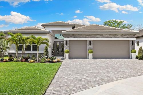 12097 Eucalyptus Way, NAPLES, FL, 34120 | Card Image