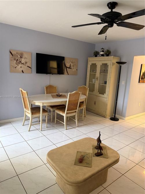 12-2001 S Ocean Dr, Hallandale Beach, FL, 33009-6632 | Card Image