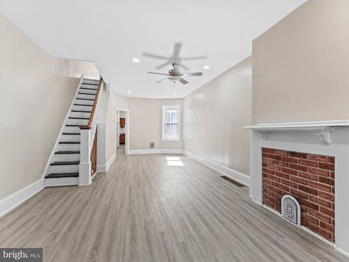 1688 Fillmore St, PHILADELPHIA, PA, 19124-2736 | Card Image