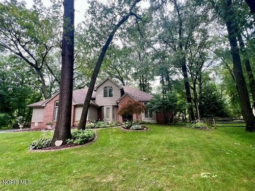 624 Kitlou Ct, Holland, OH, 43528-9170 | Card Image