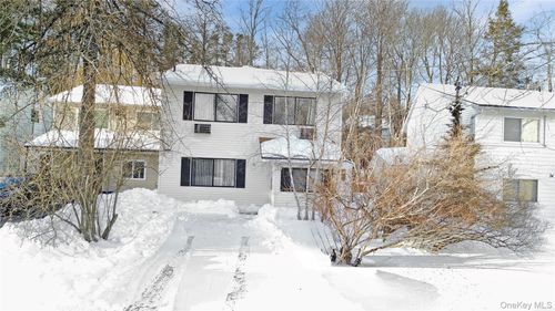 36 Peter Way, Kiamesha Lake, NY, 12751-5044 | Card Image