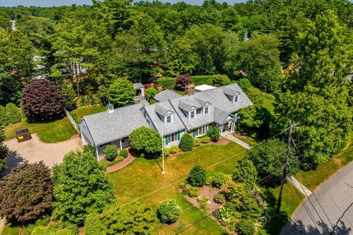 175 Hickory Hill Cir, Osterville, MA, 02655-1322 | Card Image