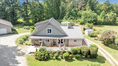 280 Woodwinds Rd, Callaway, VA, 24067-5304 | Card Image