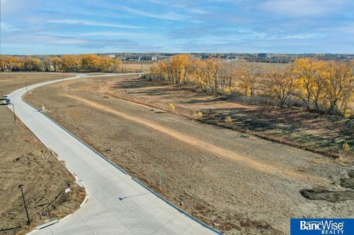 3525 Tree Line Dr, Lincoln, NE, 68516-6123 | Card Image